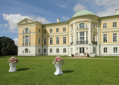 Marvellous Latvian Palaces and Castles by helicopter flight‏